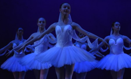 'La Bayadère'. Photo courtesy of Premier State Ballet.