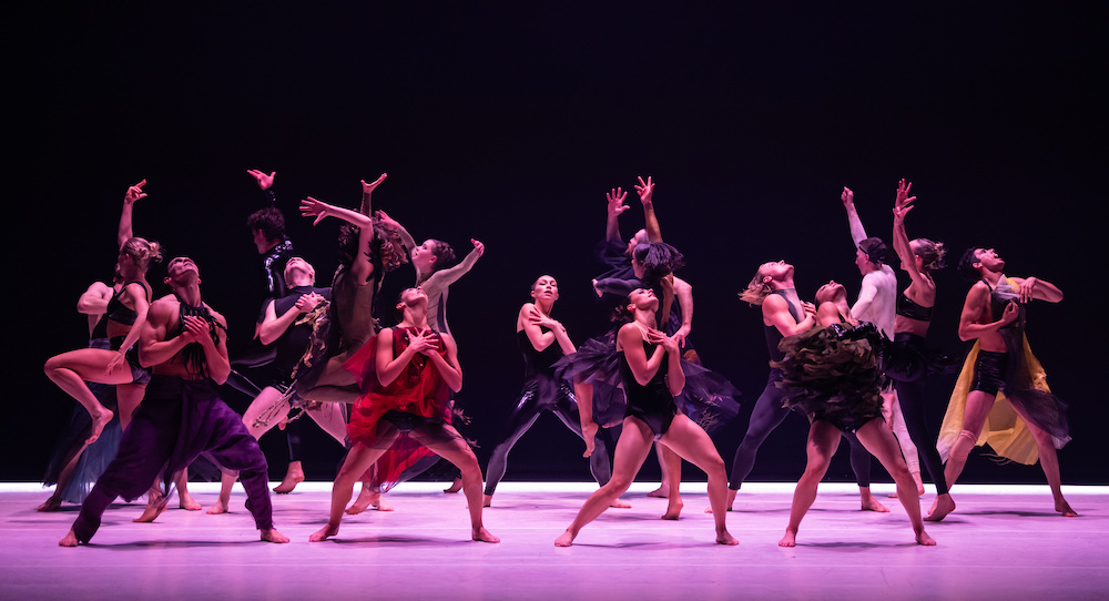 Sydney Dance Company in Melanie Lane's 'Love Lock.' Photo by Pedro Greig.